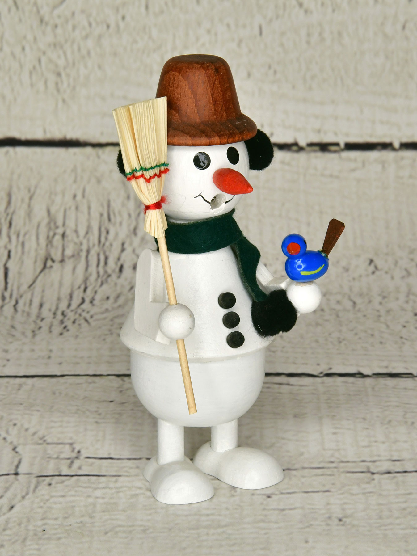 Smoking men, snowman, brown hat