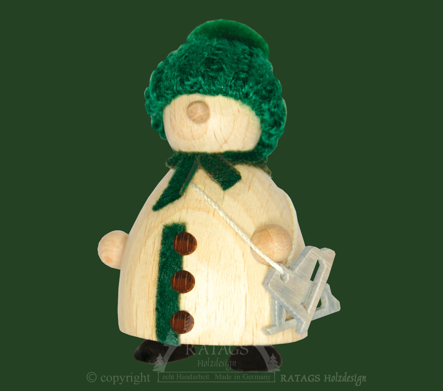 Snow-Molli, Junge Linie, with ice skates, green knitted hat