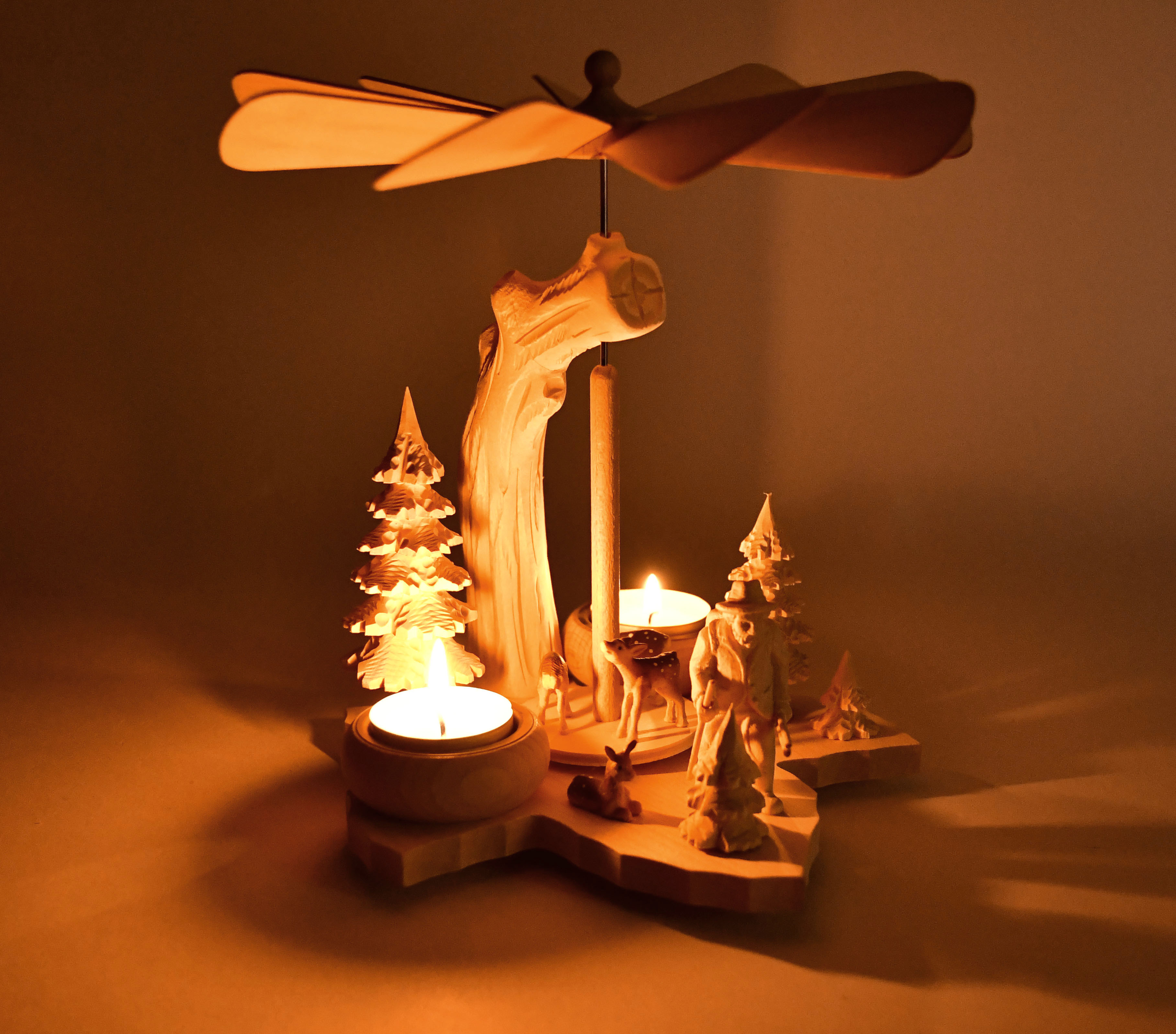 Leaf pyramid, forester with deer, solid wood, carved, deer
