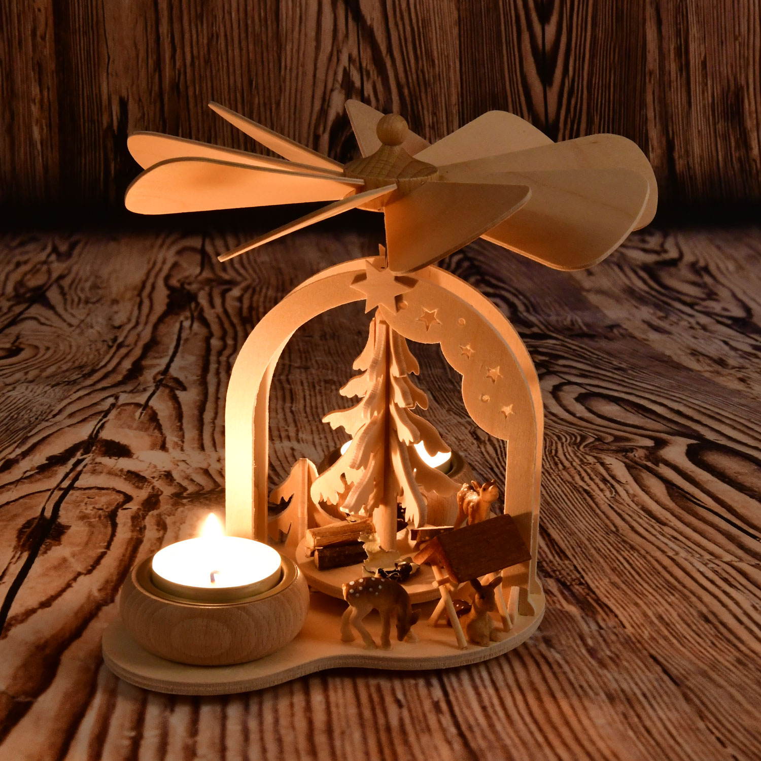 Mini pyramid, centrepiece, deer, tea light