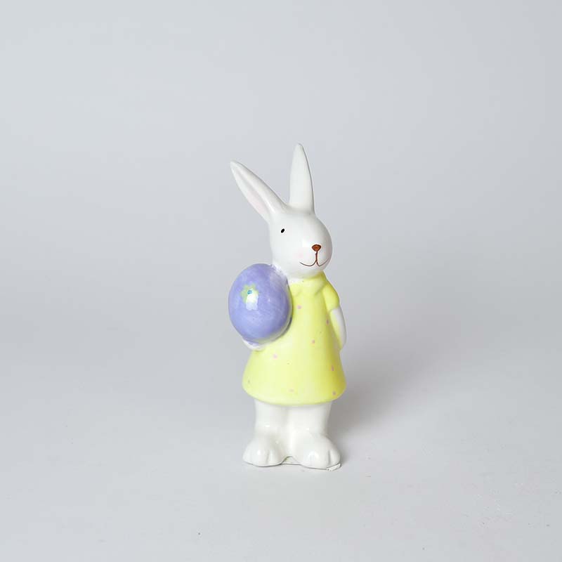 Hare 15 cm Hand-painted assorted.