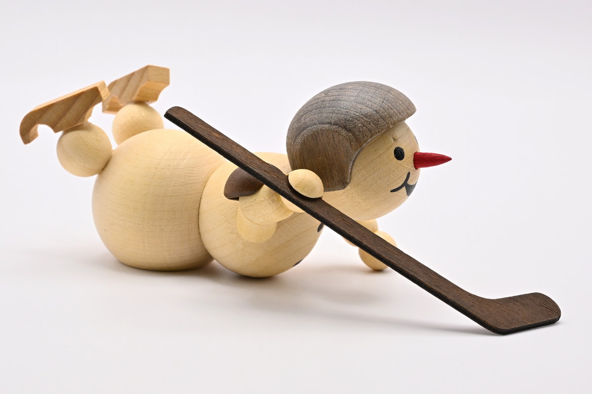 Snowman ice hockey player, lying helmet, without base 5 cm