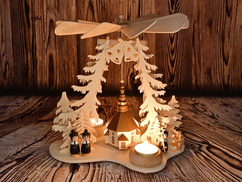 Waldpyramide, Seiffener Kirche, Kurrende Waldpyramide, Seiffener Kirche, Kurrende