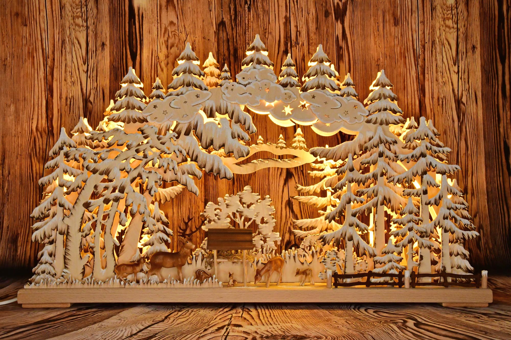 3D-ljusbåge, stor, rådjur i skogen, färg grå, rimfrost