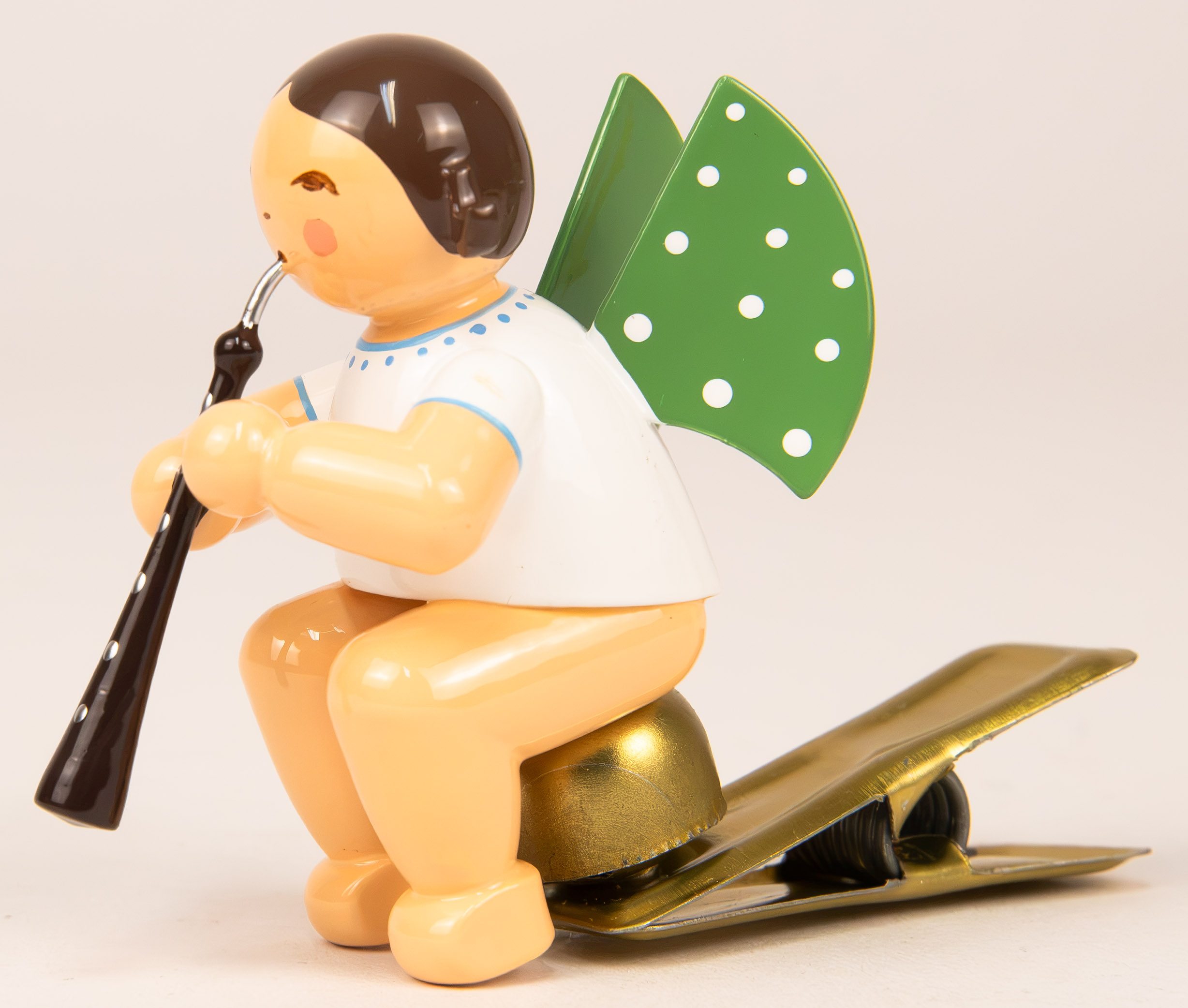 Engel mit Altoboe, auf Klemme, dunkles Haar