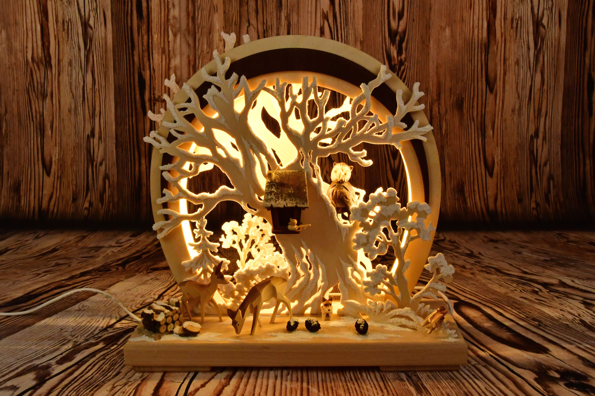 Romantic lamp, LED, round, forest animals, hoarfrost