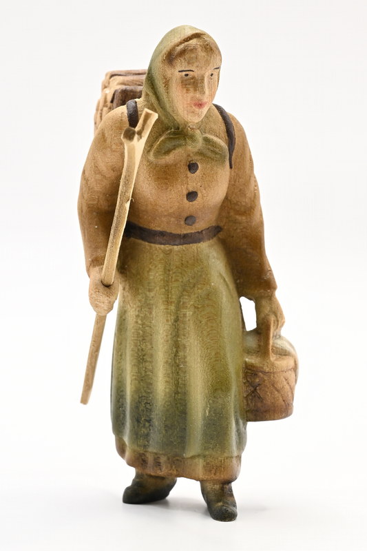 Forest woman, basket, stick, coloured 90 mm