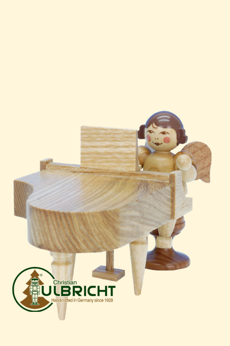 Angel on a wing, natural