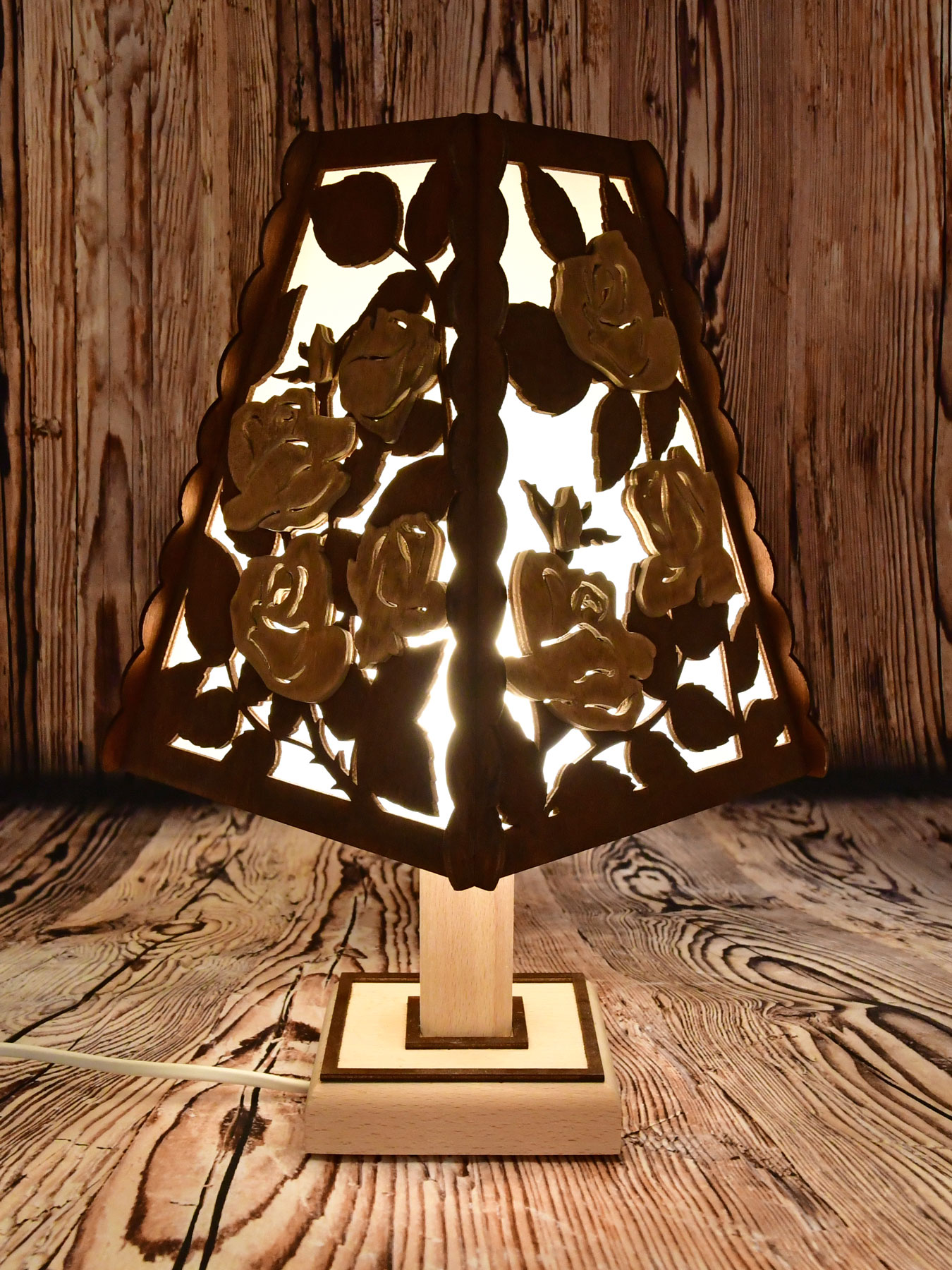 Romantic lamp, roses, brown