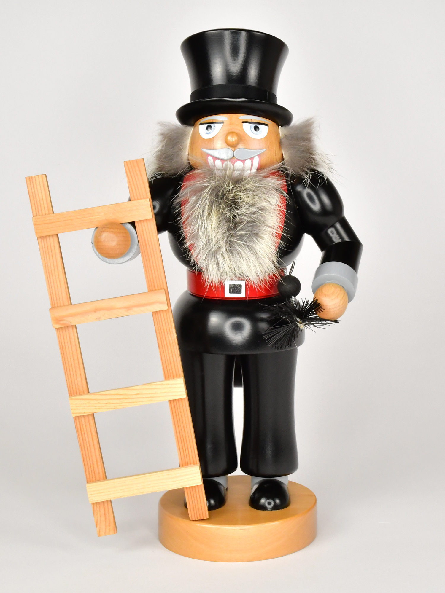 Nutcrackers, chimney sweeps, DISCONTINUED B-grade goods