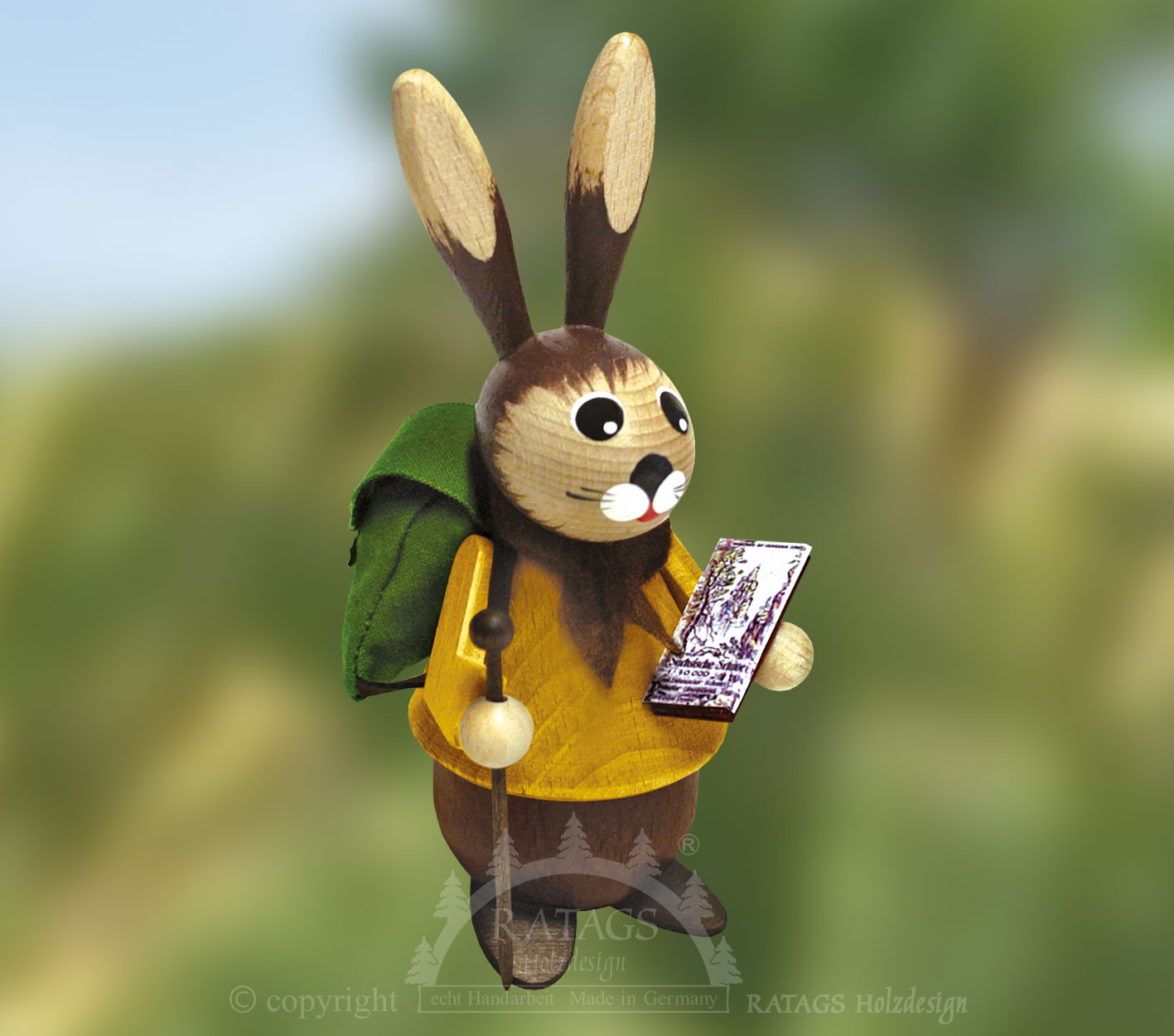 Knuffi rabbit, hiker with rucksack and