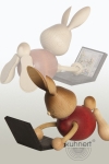 Osterhase, Stupsi Hase mit Laptop ca. 12 cm