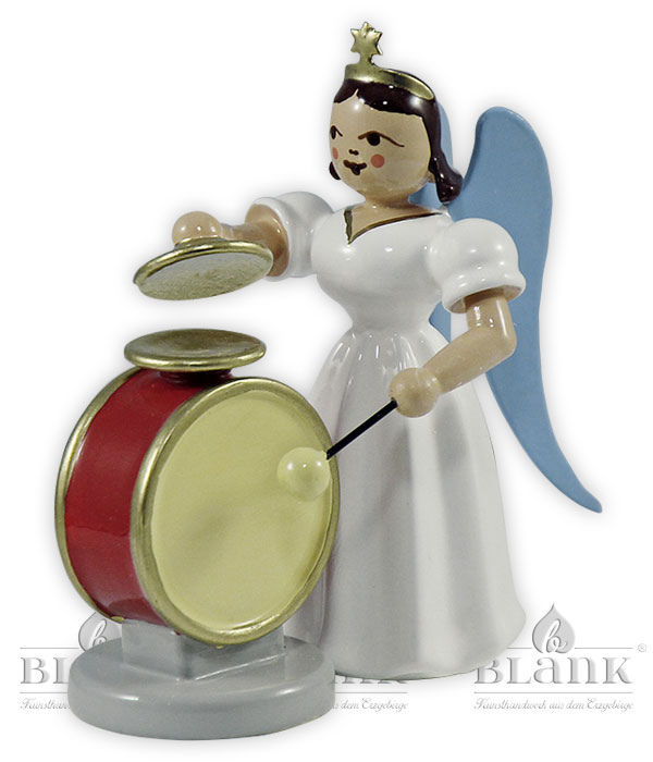 Angel with long skirt and kettledrum
