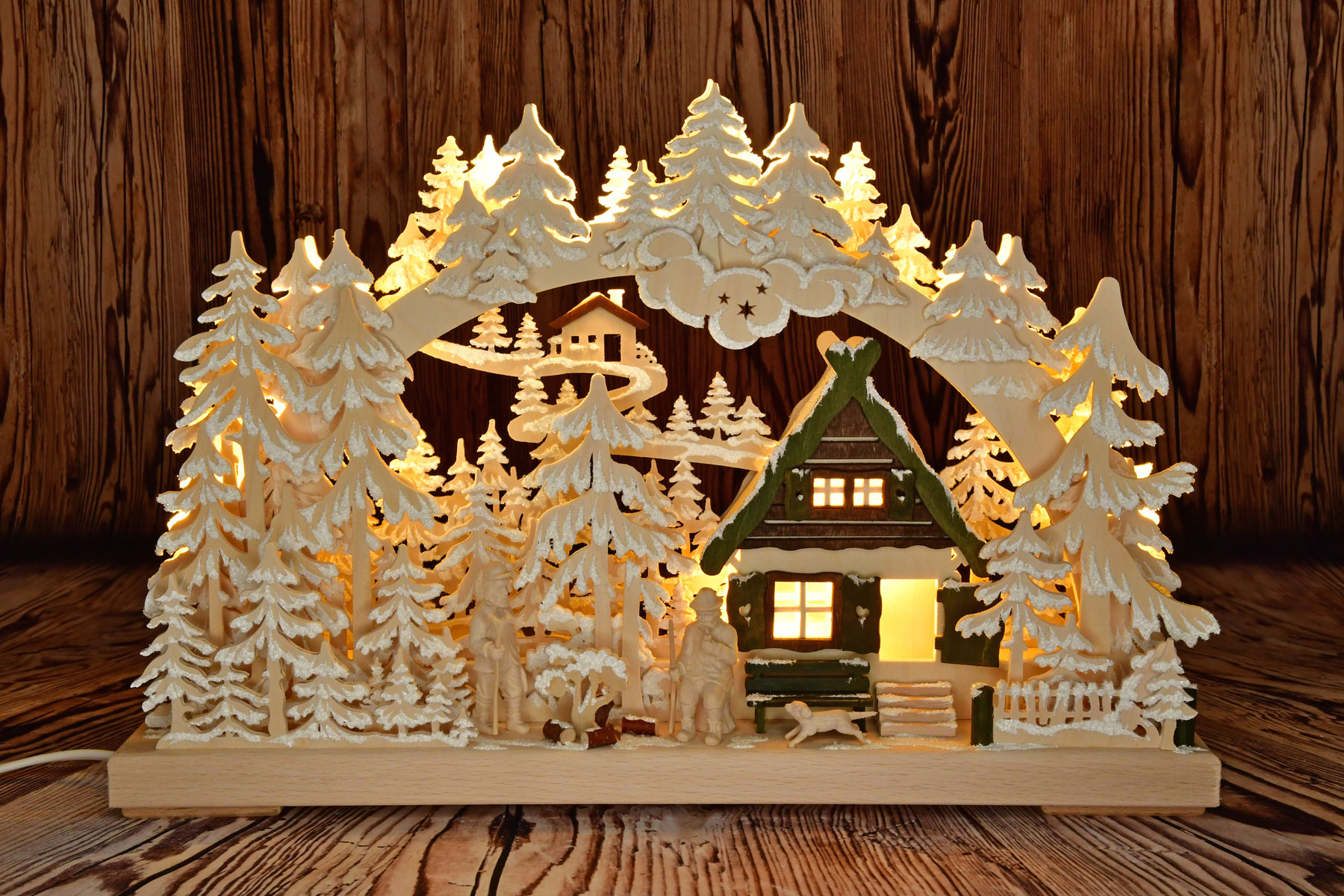 3D candle arch, small, hunter with dog, hoarfrost