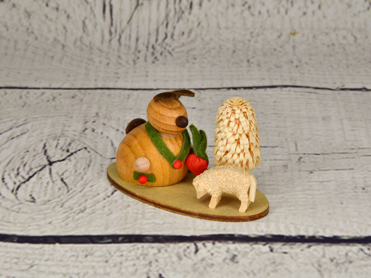 Bunny with sheep, carrot, spruce nat
