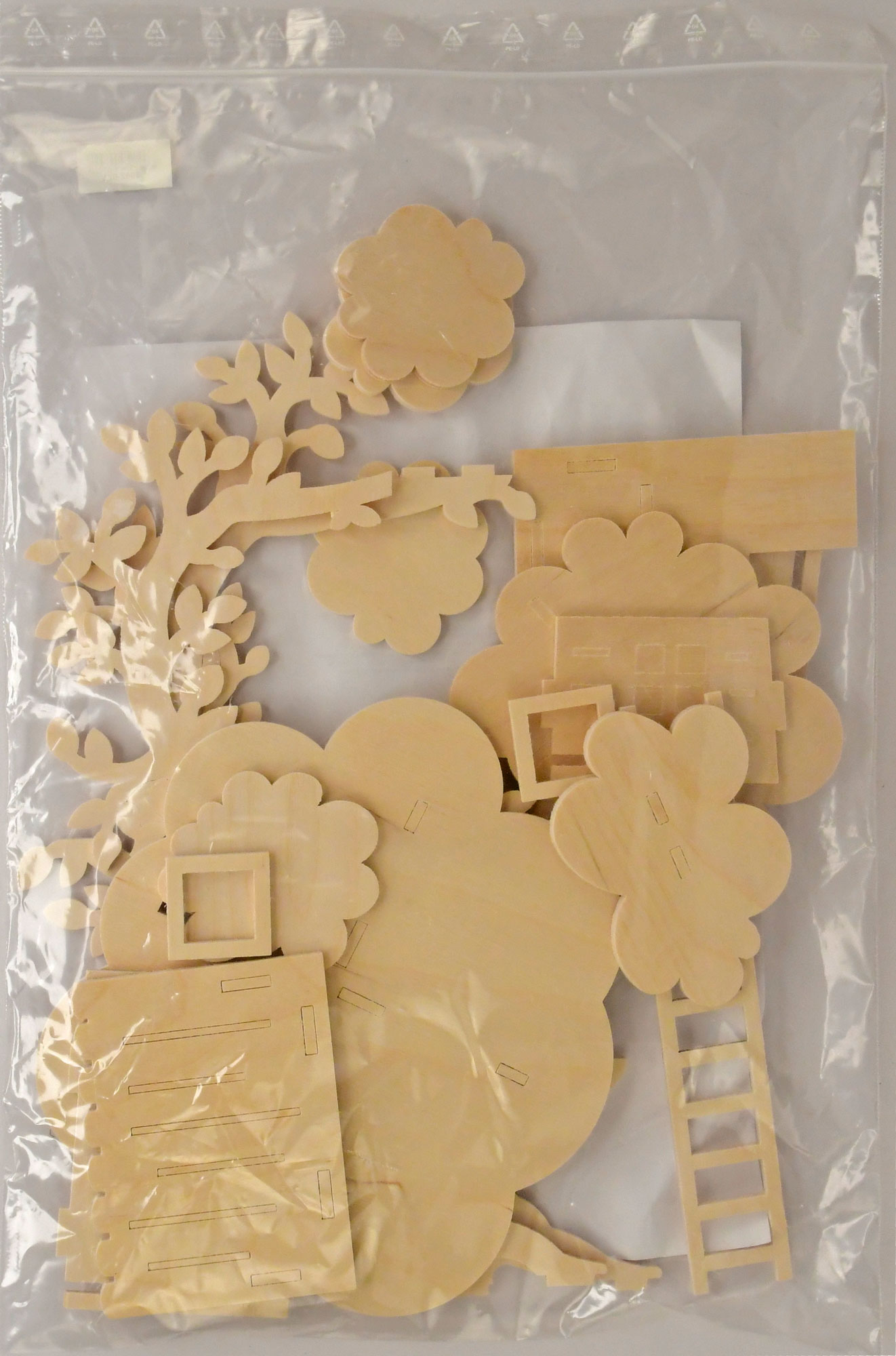 Tree house for crafting, small, for miniatures