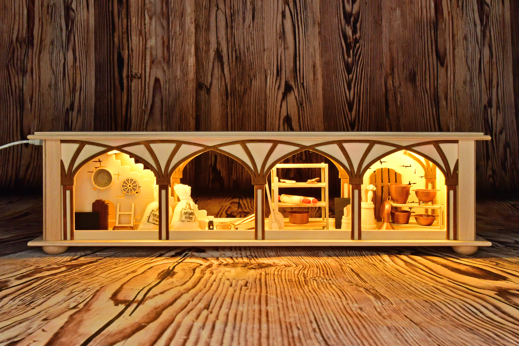 Small room light, flour chamber