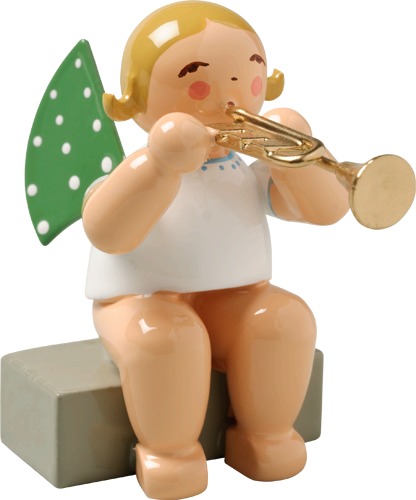 Engel mit Trompete, sitzend blondes Haar