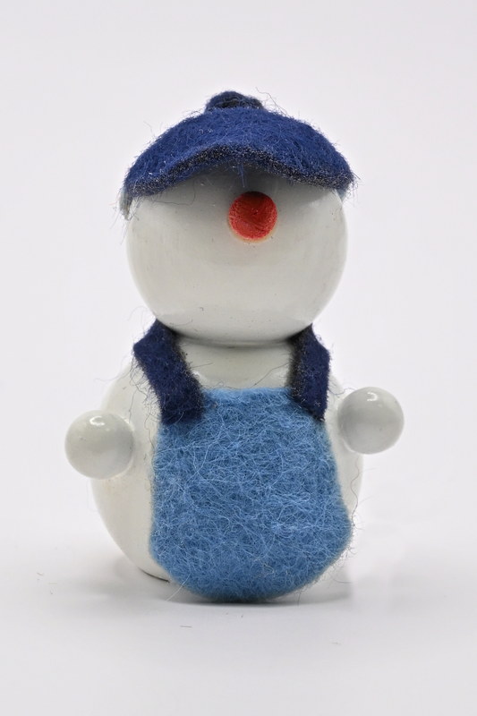 Molli, Junge Linie, snowman, H 4 cm blue hat, apron