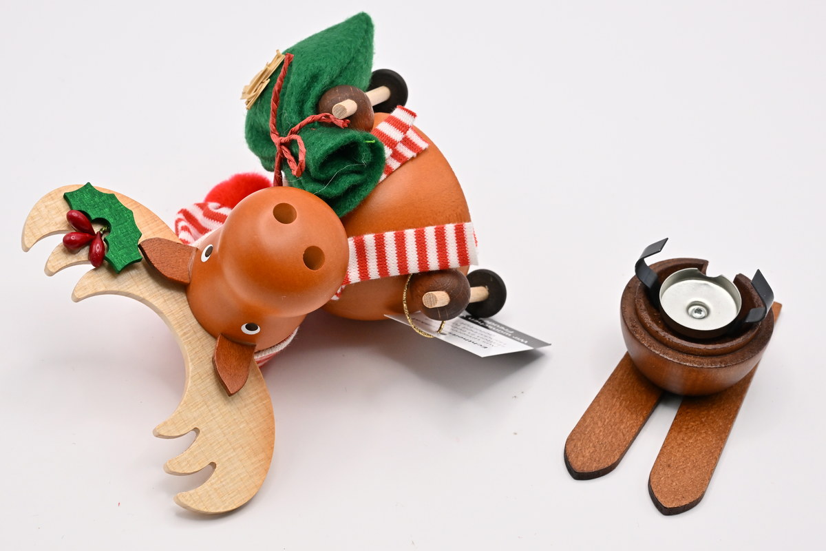 RM Elch auf Ski H 13,0 cm RM Elch auf Ski H 13,0 cm