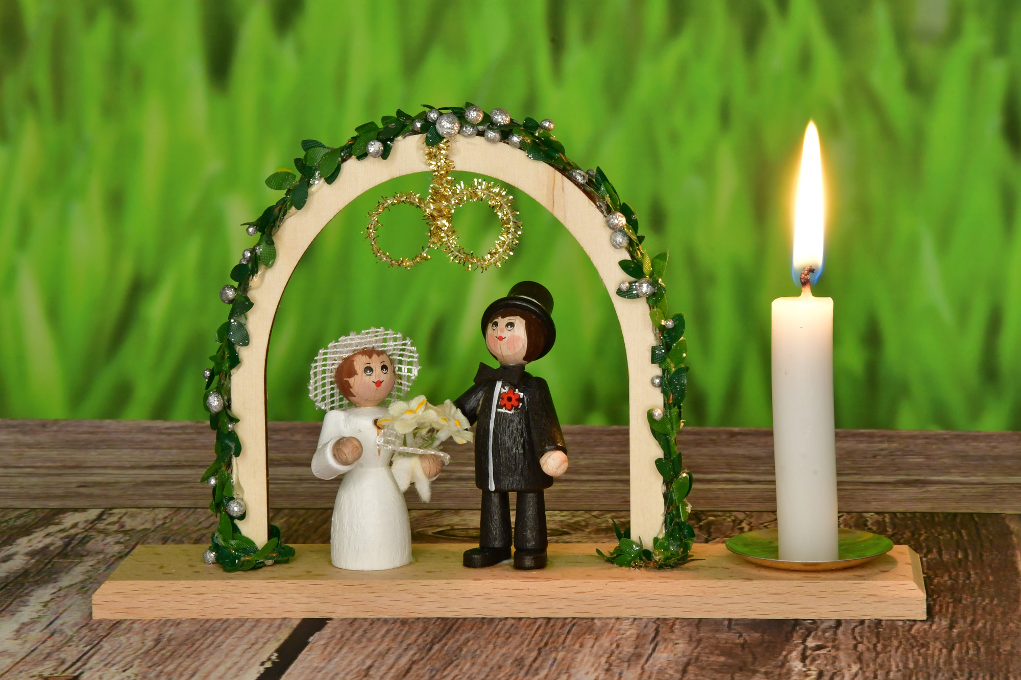 Platos luminosos, pareja de novios