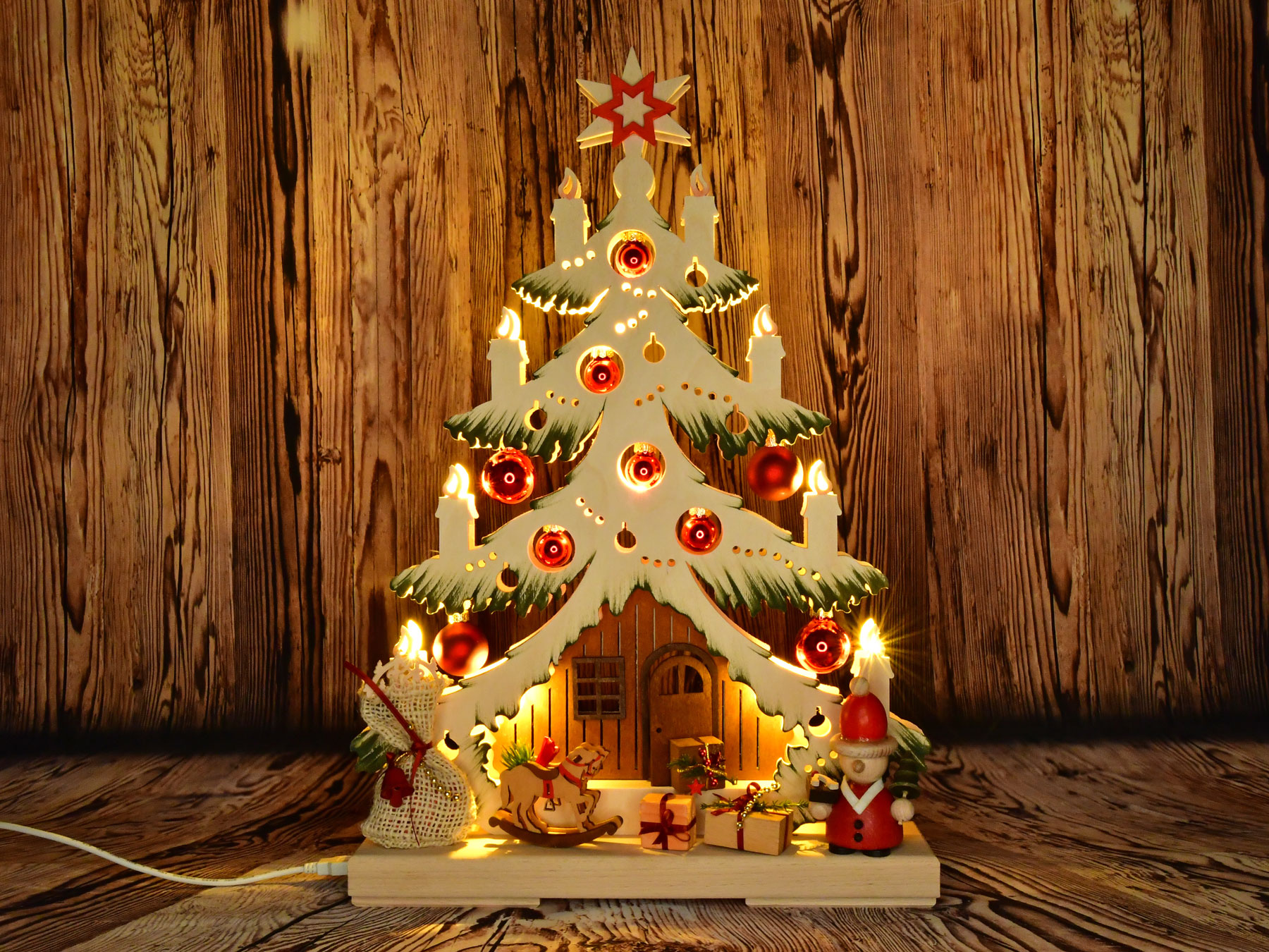 Tanne klein, Weihnachtsmann, grün schattiert