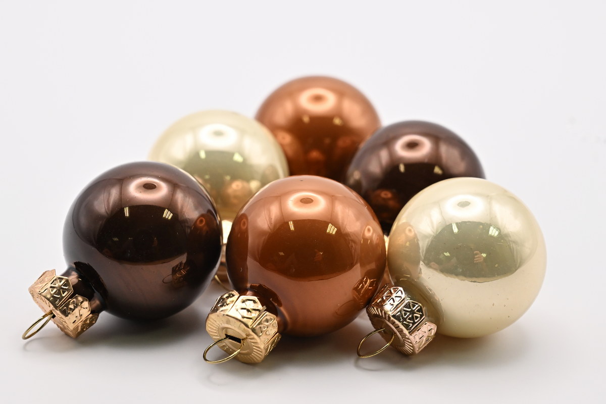 cb. 18 glassballs/cap opal natural combi