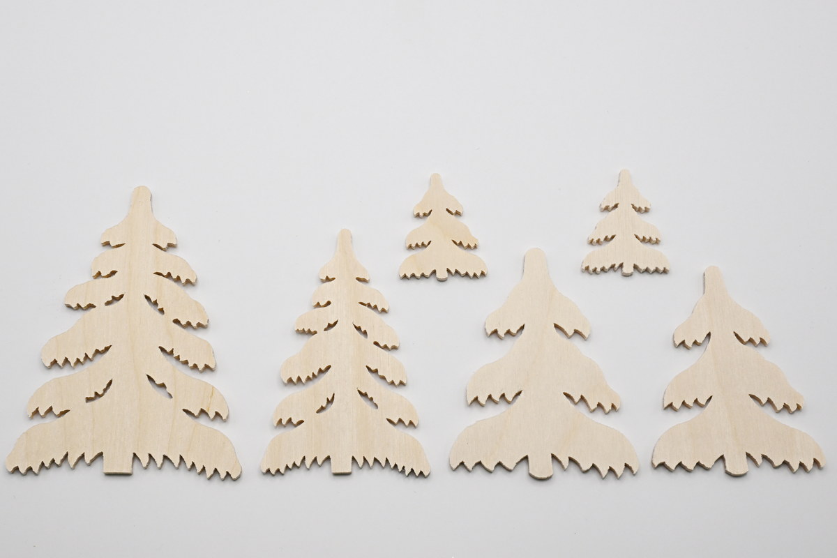 Träd sorterade, 6 stycken 3,5–9 cm