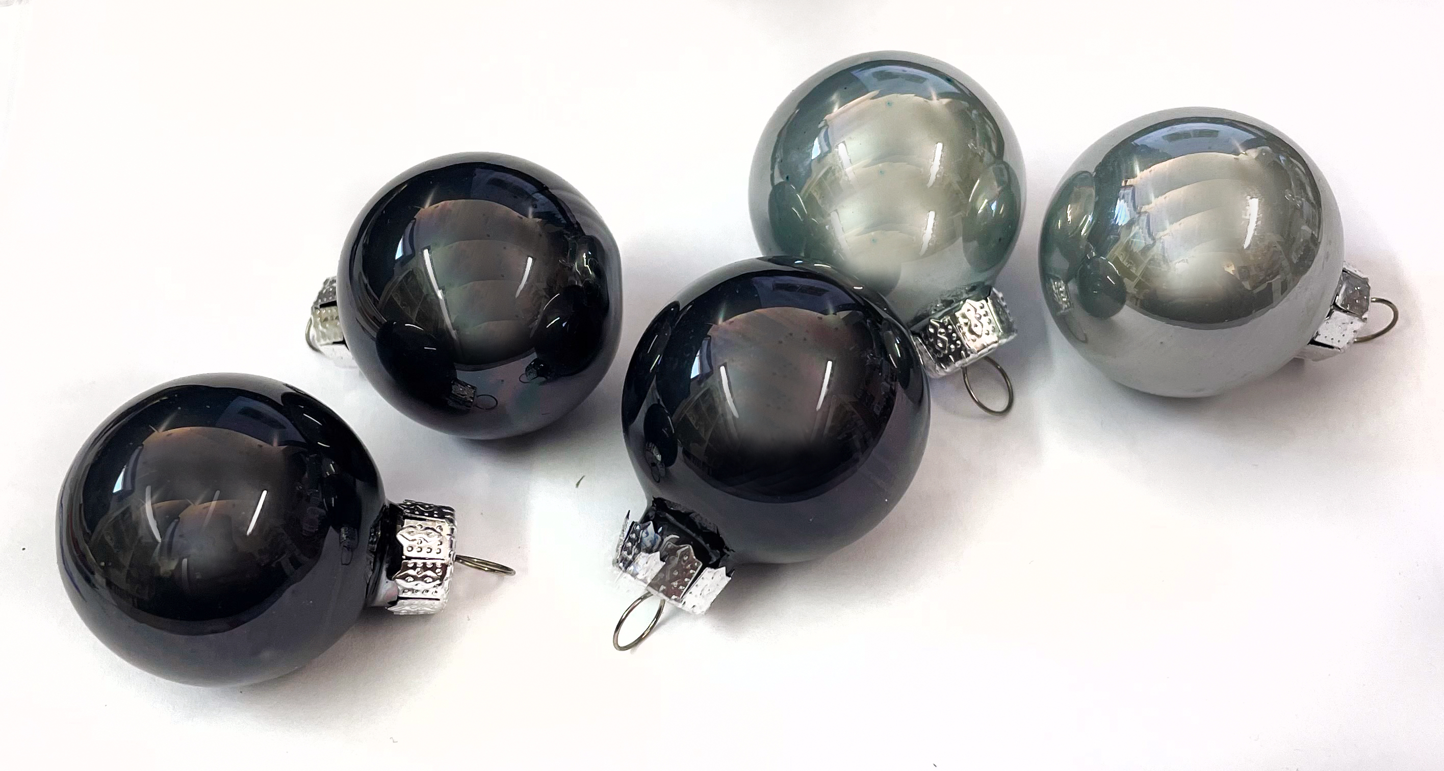 Glass ball, charcoal grey combi 30 mm, 18 pcs.