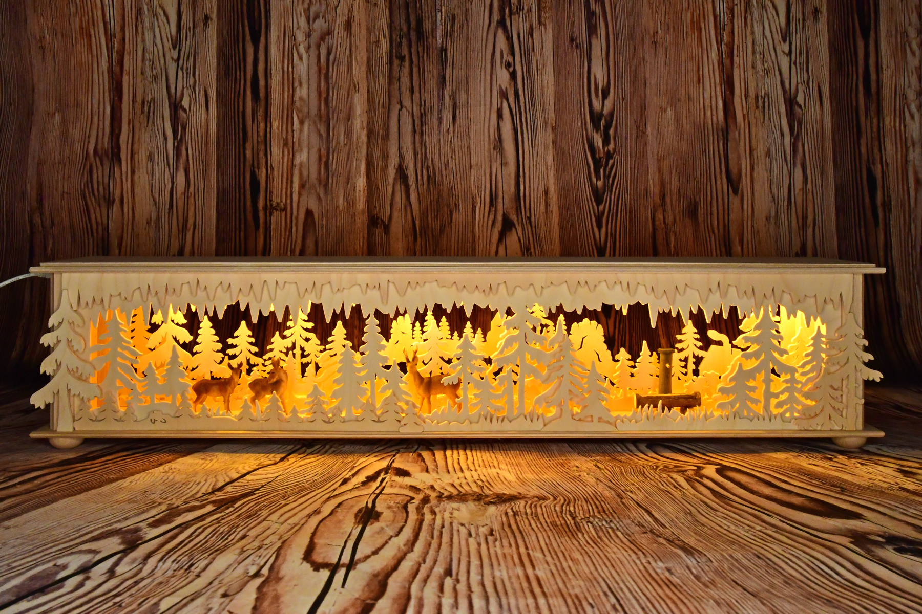 Medium-sized room light, forest, mountains, deer