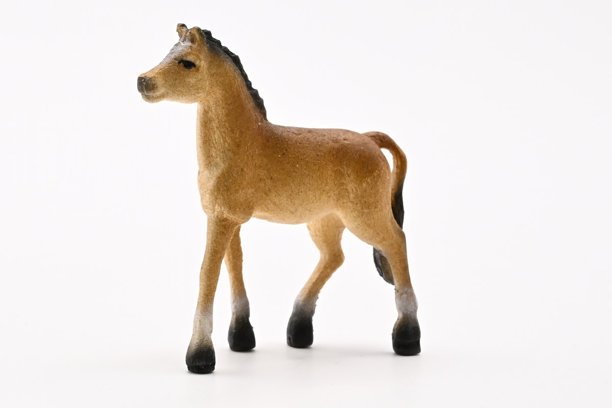 Pferd, klein, coloriert 40 x 40 mm