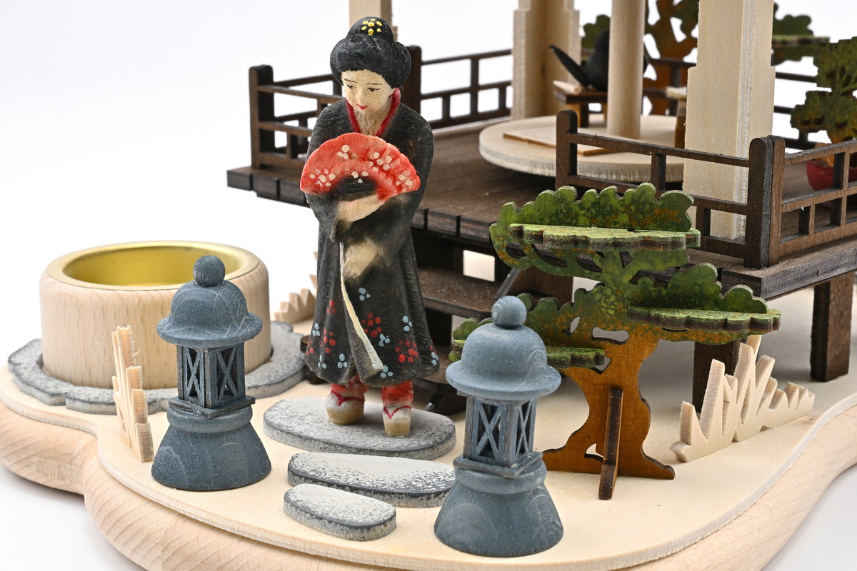 Pyramid Japan, coloured, hand-painted with solid wood figure