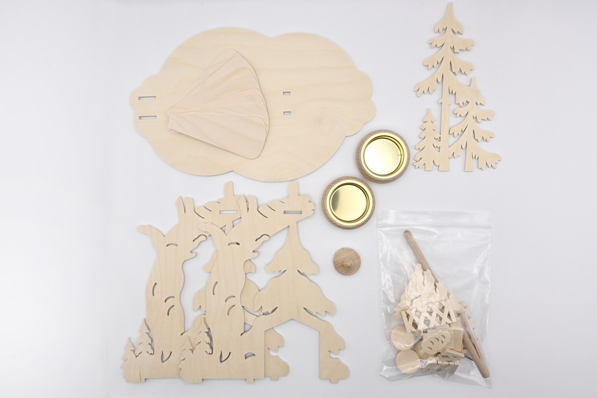 Oak pyramid for crafting