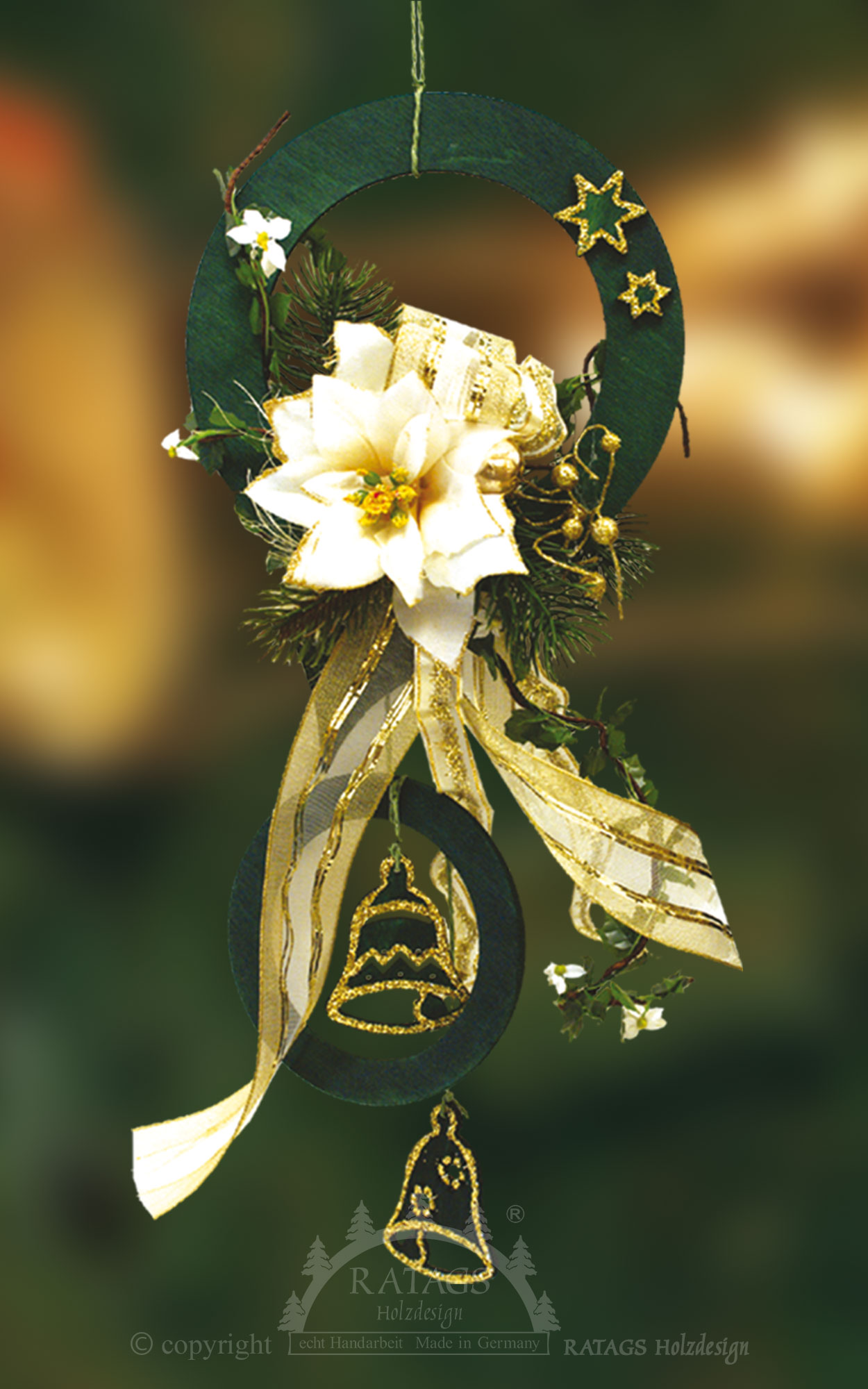 Window decorations, green rings, green bells decorated with flowers