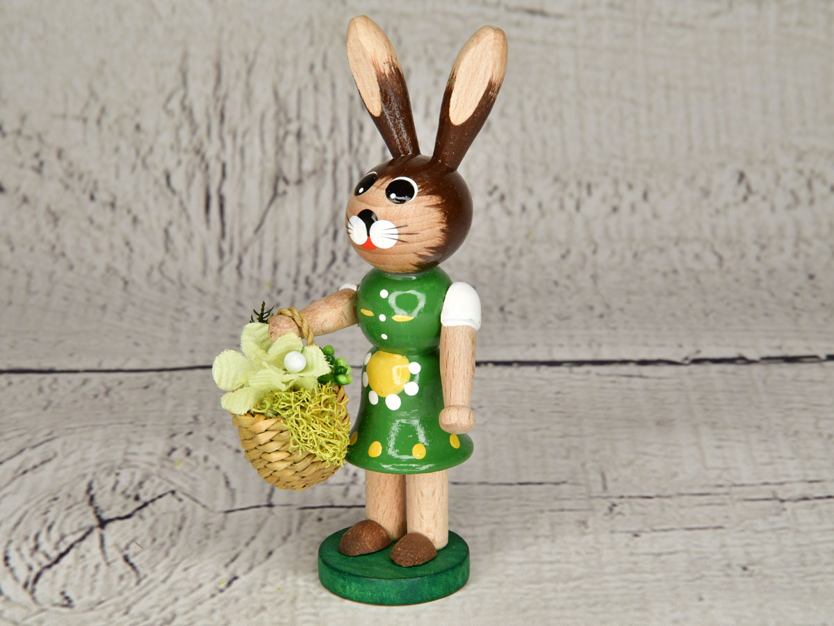 Osterhasenmädchen