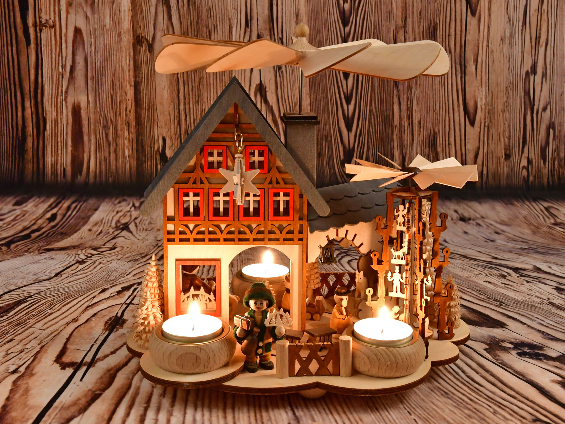 House pyramid, Christmas house, half-timbered pyramid for 3 tea lights