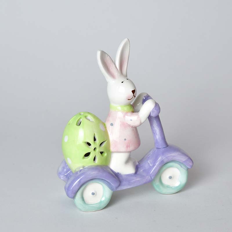 Hare on wheels 14 cm Hand-painted