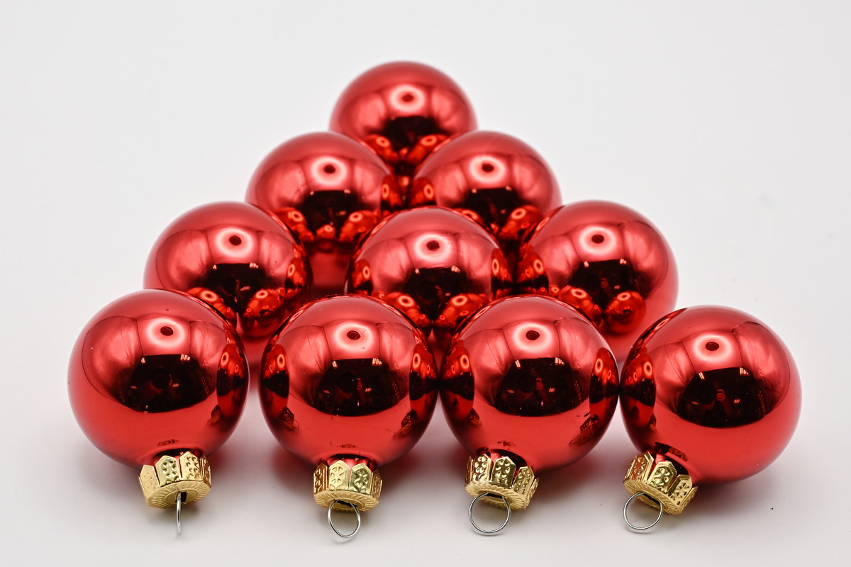 Glass baubles, red shiny, 18 pieces, 30 mm