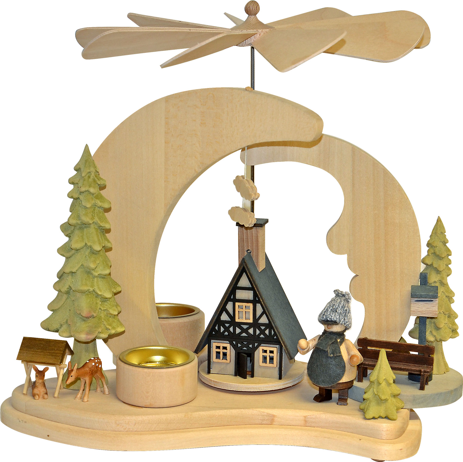 Solid wood pyramid, Walki am Waldhaus