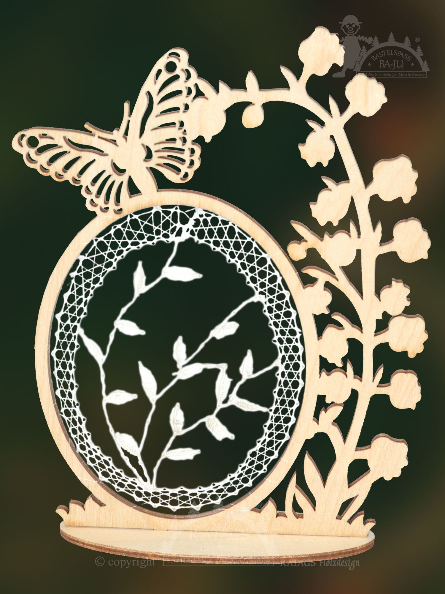 Bobbin lace frame, flower egg