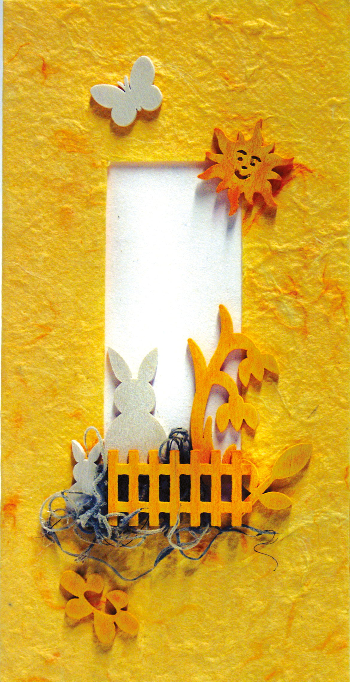 Card, yellow, with accessories