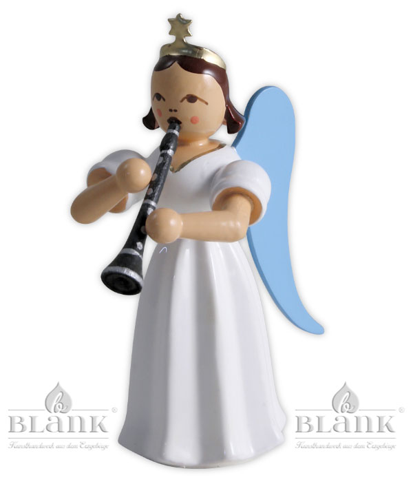 Angel with long skirt, coloured clarinet