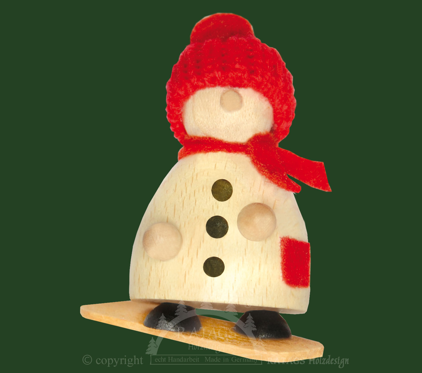 Snow-Molli, Junge Linie, on a snowboard, red knitted hat