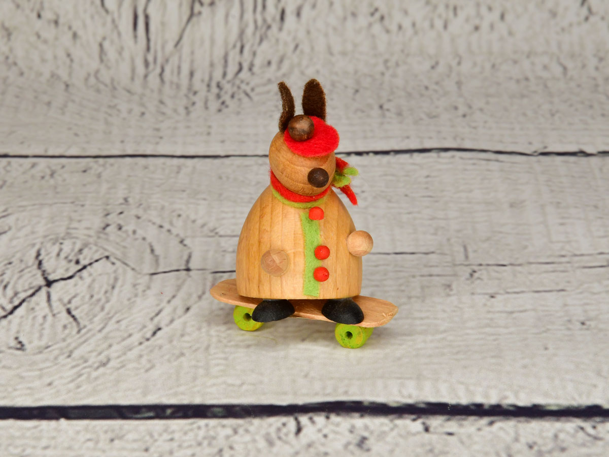 Bunny on skateboard, red/green