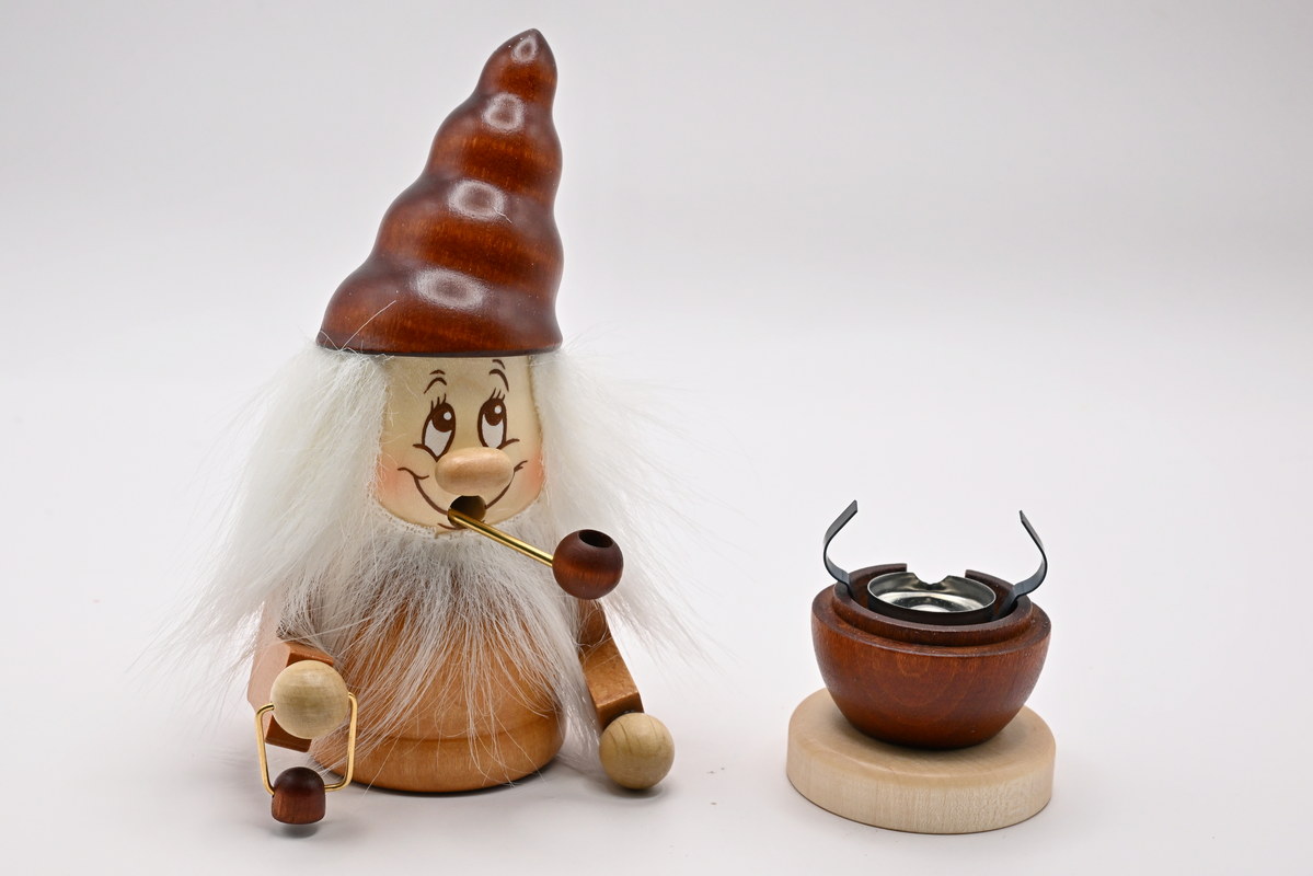 RM mini gnome with lantern H 16.5 cm