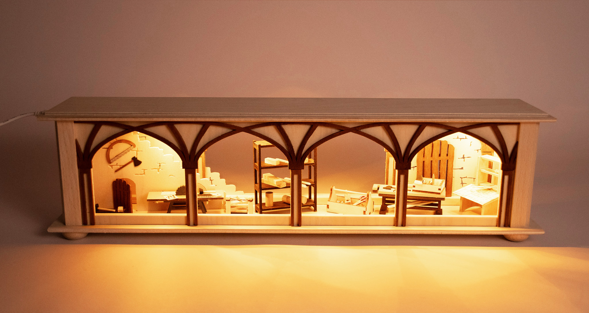 Small room light, Tischlerlager