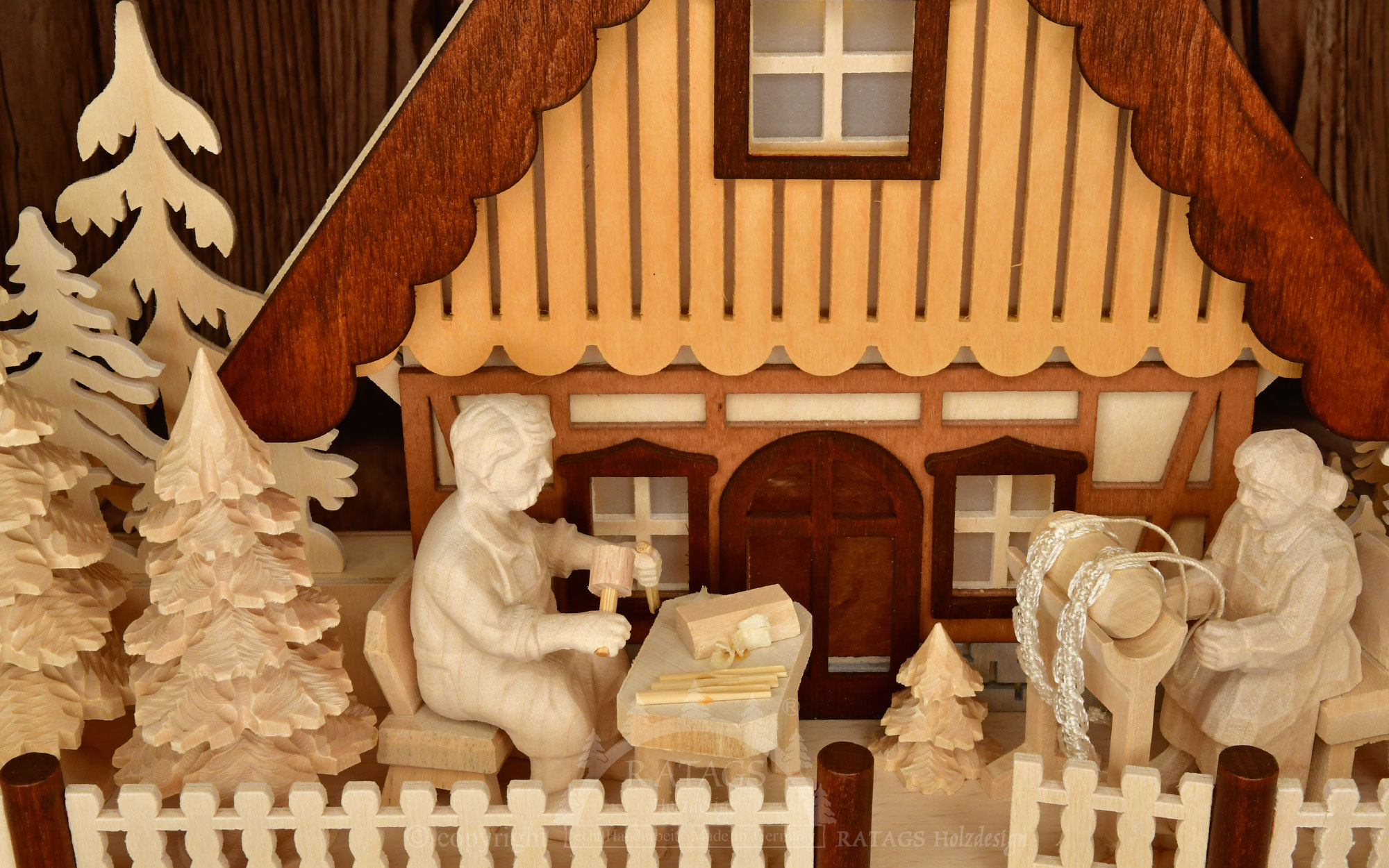 3D-Schwibbogen velký, umělecké řemeslo z Krušných hor, barevný, elektrický. Pyramida