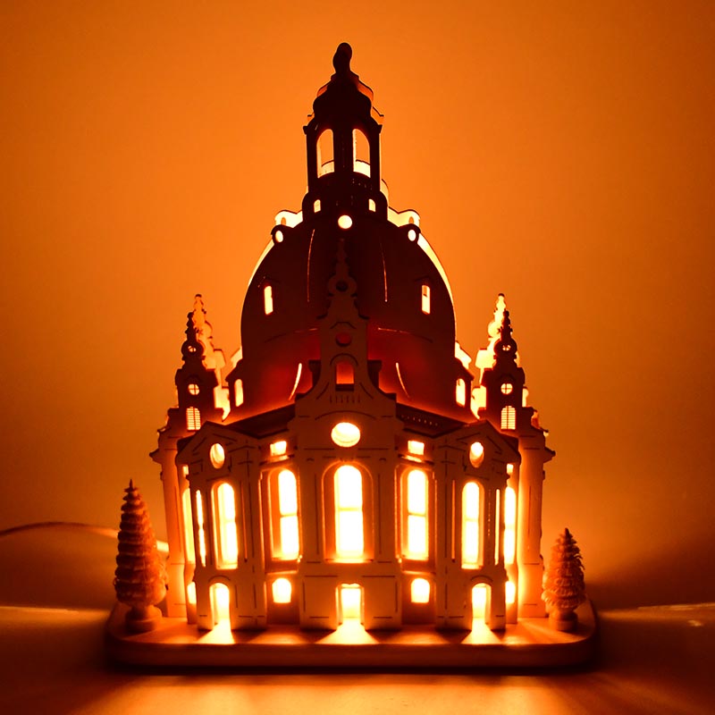 SB-LED motif Dresden Frauenkirche, solid wood base plate
