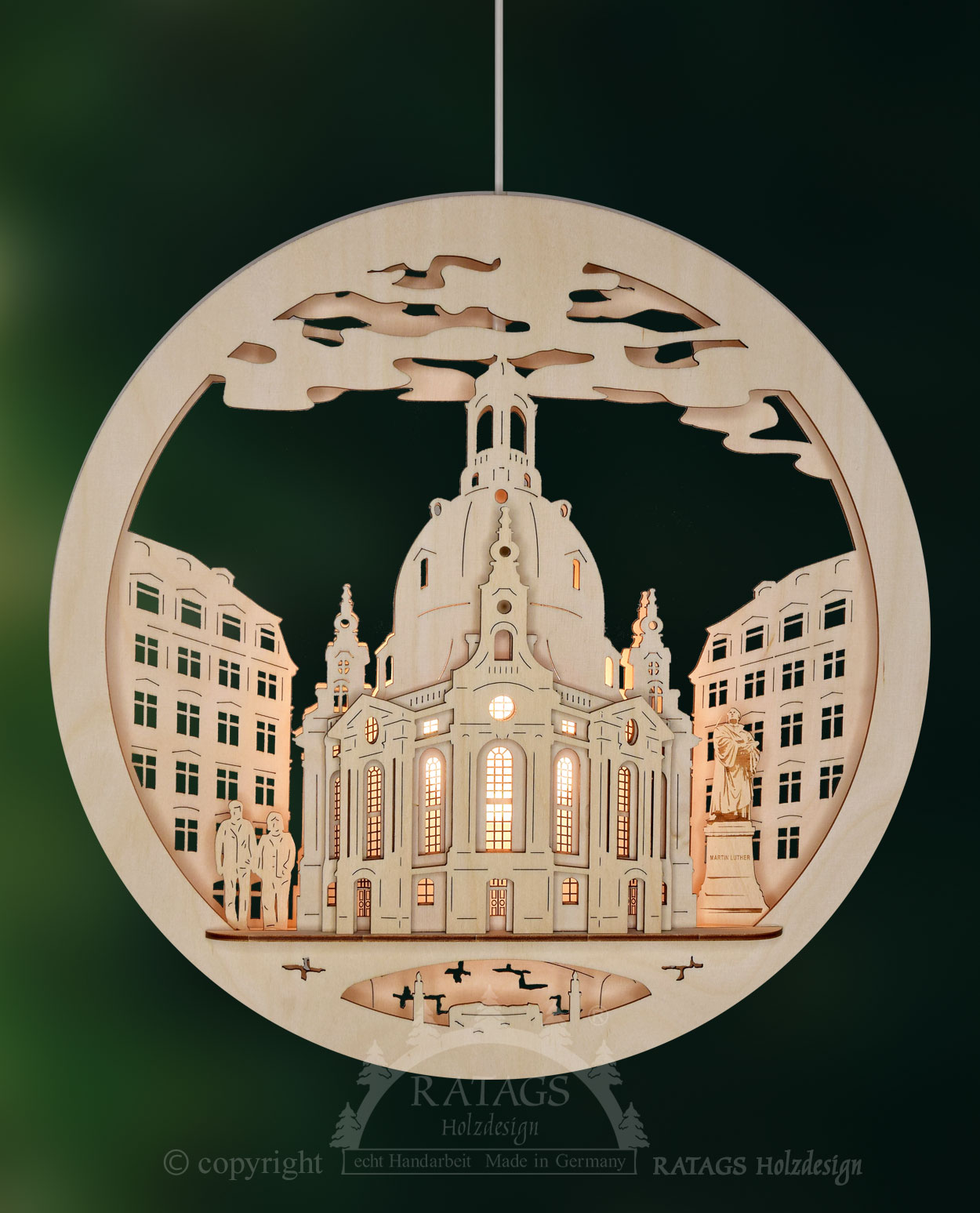 Window picture, illuminated, Frauenkirche, LED strip