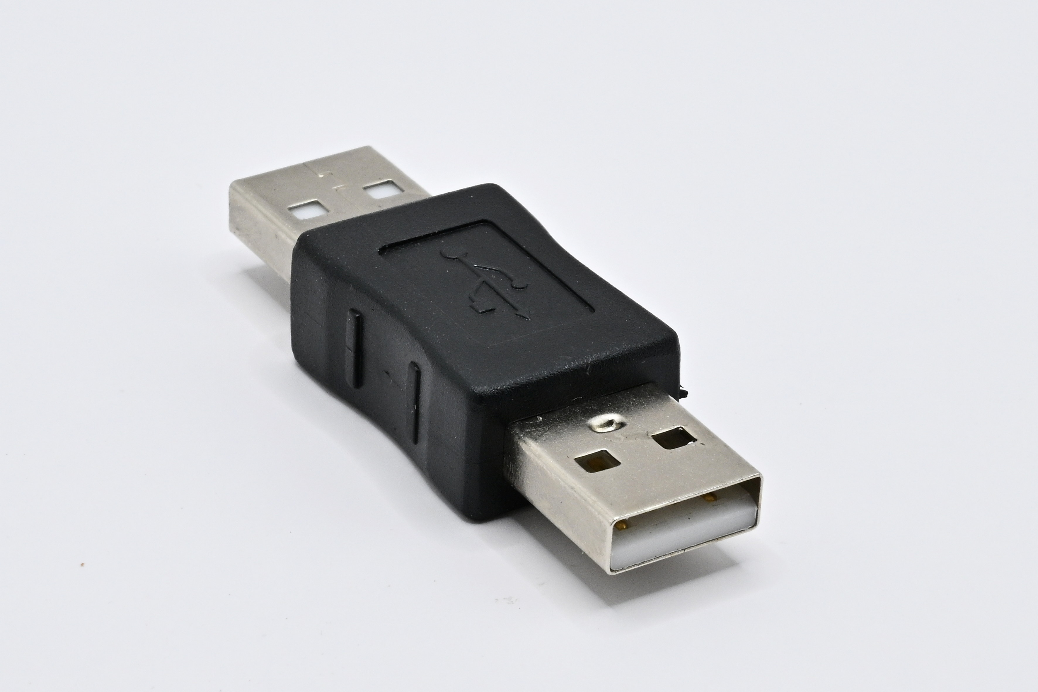 USB 2.0 coupling socket, A-type, male/male